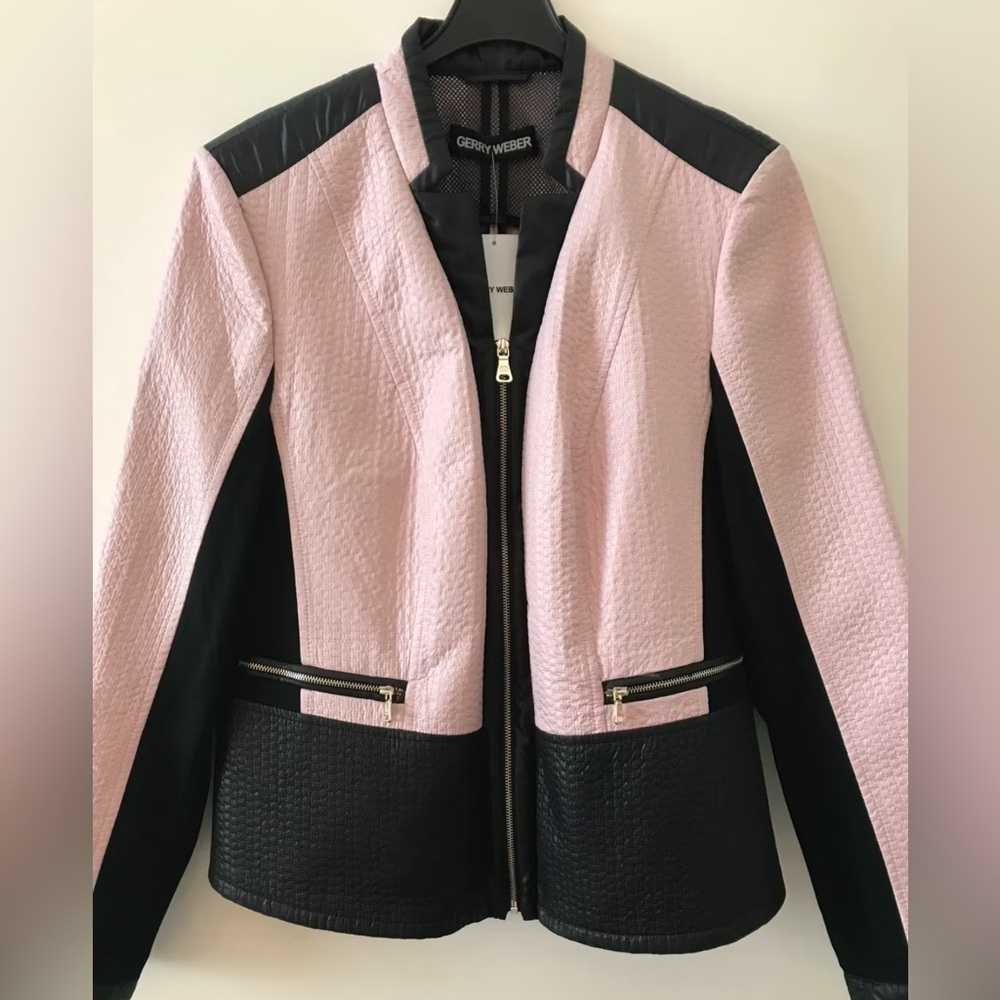 Gerry Weber Pink and Black Blazer with Fitted Silhouette